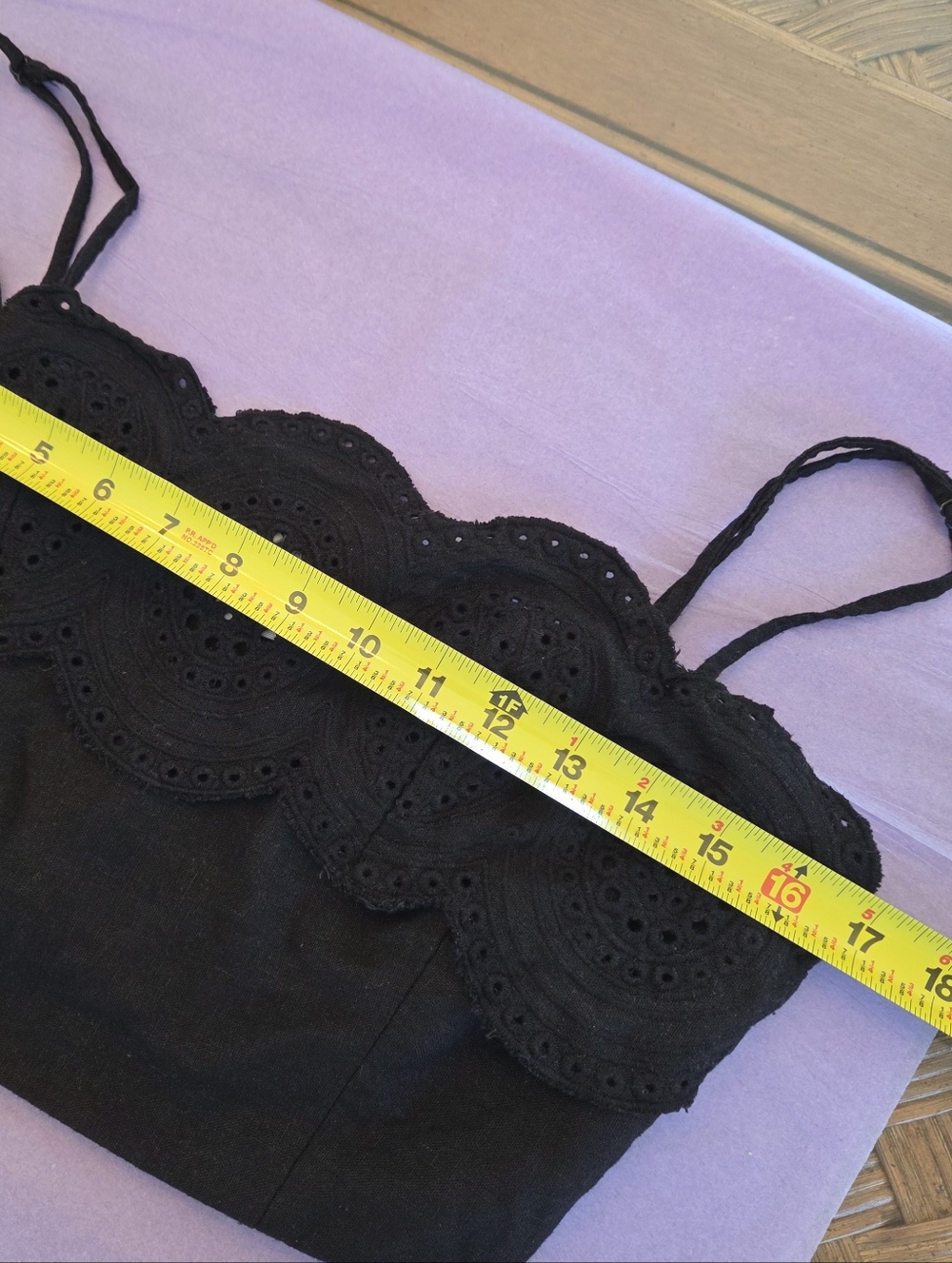 Sigrid Olsen Linen Crop Top Artisan Crafted Eyelet Scalloped Black L Smock Back - Picture 10 of 11